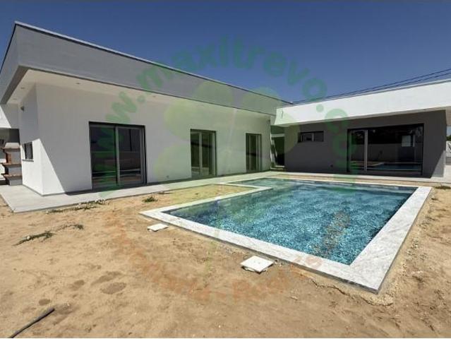 4 quarto, Almada Almada 102858880