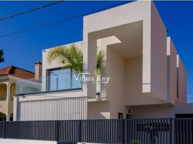 4 quarto, Almada Almada 104377459