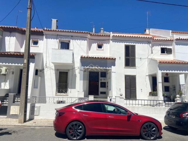 4 quarto, Almada Almada 104946018