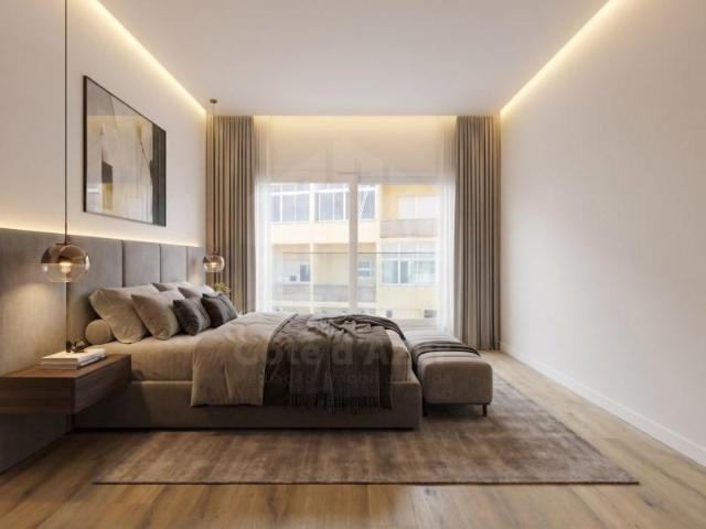 4 quarto, Almada Almada 98423076