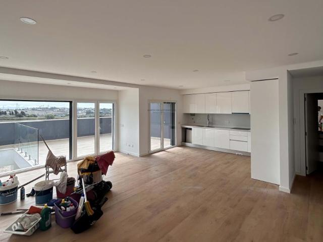 4 quarto, Almada Setúbal 83752605
