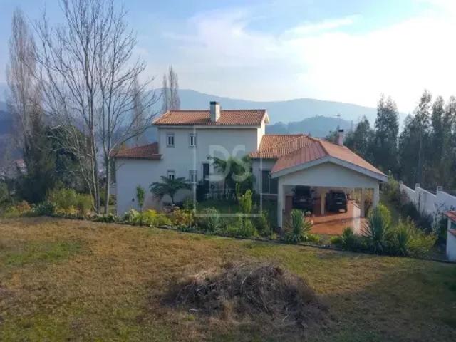 4 quarto, Aveiro Oliveira de Azeméis 103410233