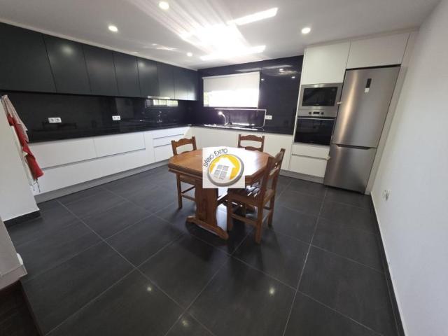4 quarto, Aveiro Santa Maria da Feira 4535 LS100211764