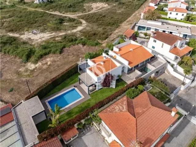 4 quarto, Braga Barcelos 103511005