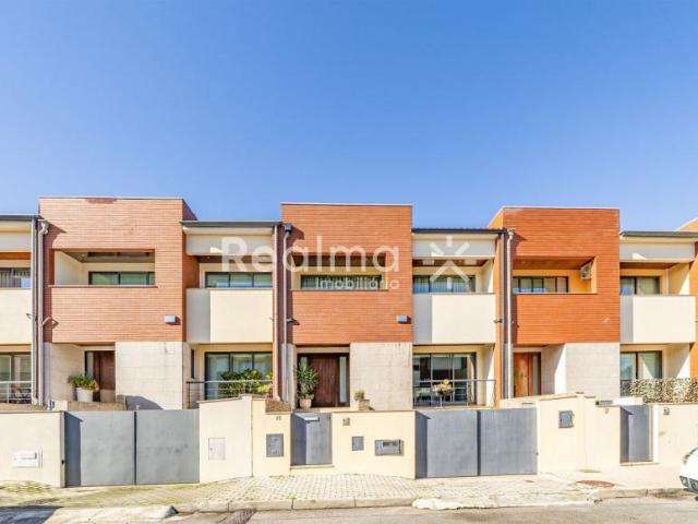 4 quarto, Braga Braga 4700 96557035