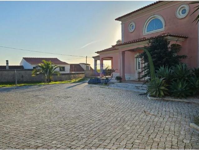 4 quarto, Caldas da Rainha Caldas da Rainha 100256953