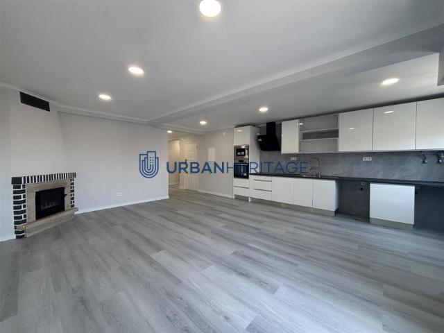 4 quarto, Cruz de Pau Seixal 2845 104600859