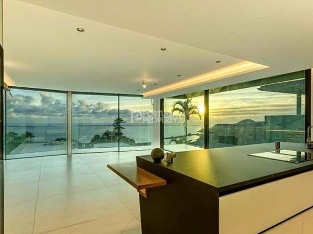 4 quarto, Funchal Madeira 98405633