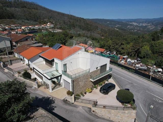 4 quarto, Guimarães Guimarães 100314285