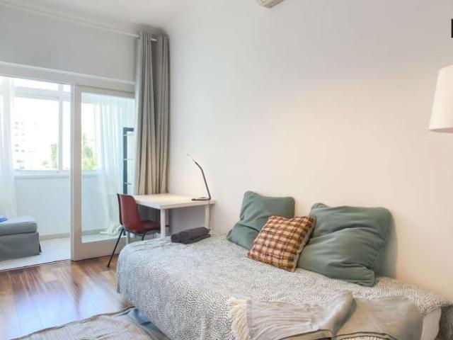 4 quarto, lisbon lisbon 1600 130 101823231