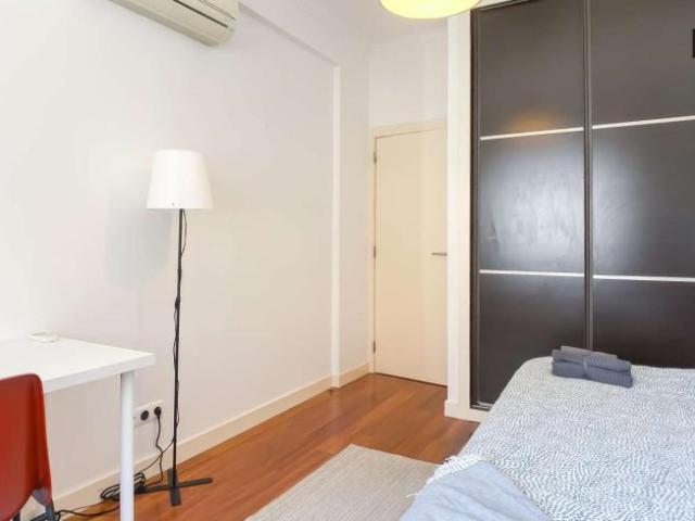 4 quarto, lisbon lisbon 1600 130 101834830