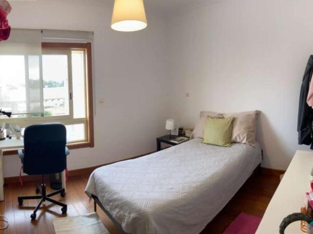 4 quarto, lisbon lisbon 1750 232 101837592