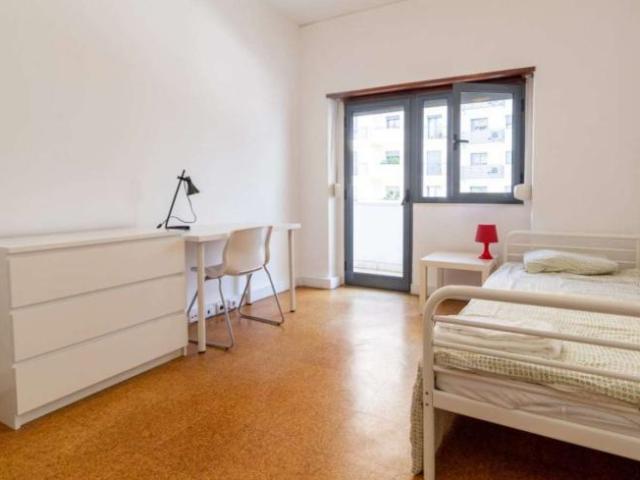 4 quarto, lisbon lisbon 1050 128 101820021
