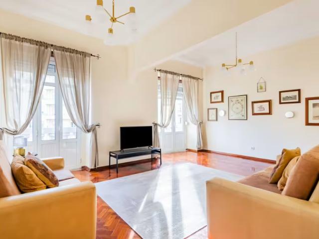 4 quarto, Lisbon Lisbon 1070 153 100357970