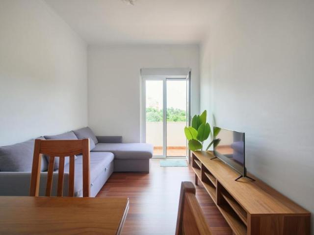 4 quarto, Lisbon Lisbon 1300 250 100672826