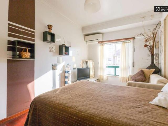 4 quarto, Lisbon Lisbon 2620 402 LS44545107
