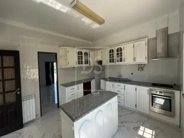 4 quarto, Lisboa Torres Vedras 103410153