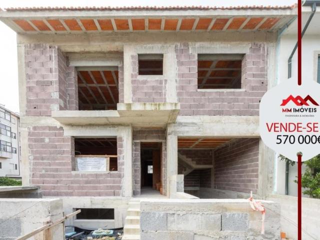 4 quarto, Maia Porto LS95596387