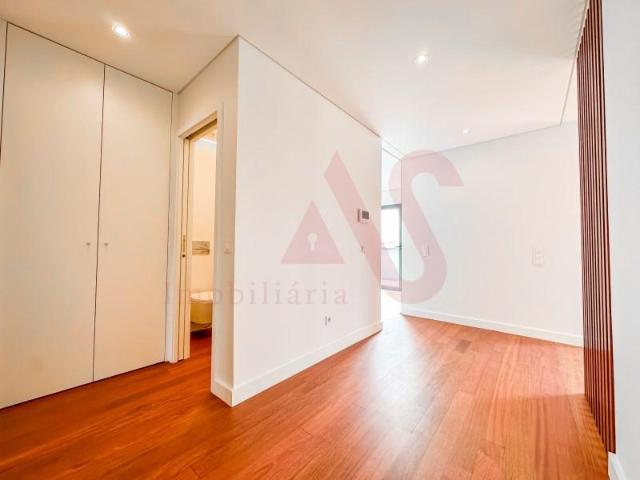 4 quarto, Matosinhos Matosinhos 4450 102 98469344