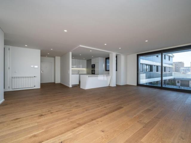 4 quarto, Matosinhos Porto 104793056