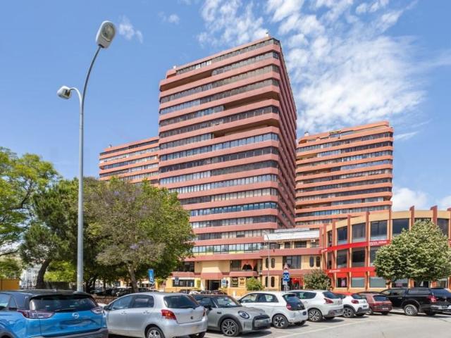 4 quarto, Oeiras Oeiras 2780 154 102441175