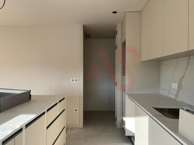 4 quarto, Paços de Ferreira Paços de Ferreira 4590 586 102710075