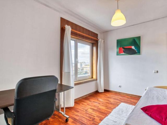 4 quarto, Porto Porto 4465 213 96179154