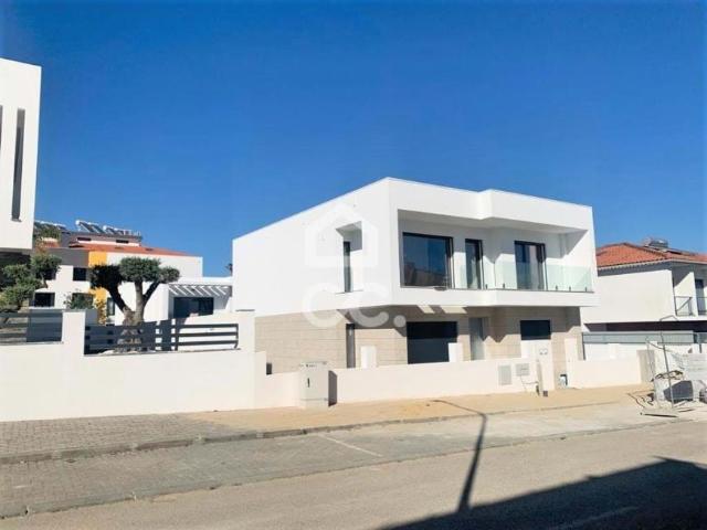 4 quarto, Seixal Setúbal LS66629634