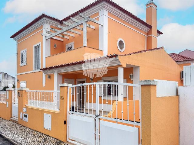4 Quartos Moradia Alcabideche Cascais 170m² Alcabideche