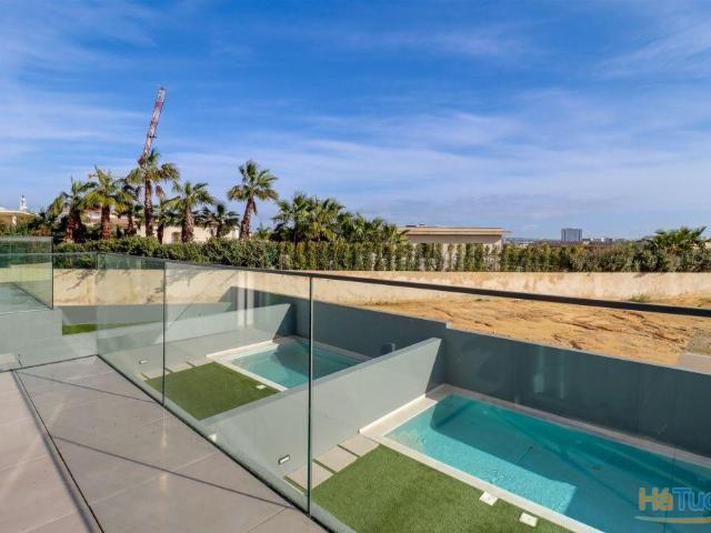 4 Quartos Moradia Geminada Montenegro Faro | 26074084857