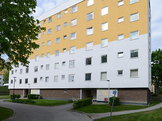 4 rum och kök på Alhagsvägen 10, ledig lägenhet i NORSBORG