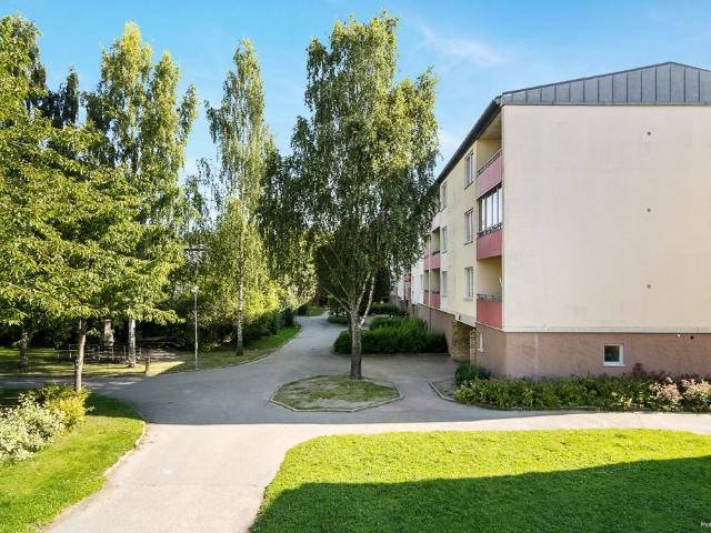 4 rums lägenhet i Eskilstuna 92 m² 10 875 kr