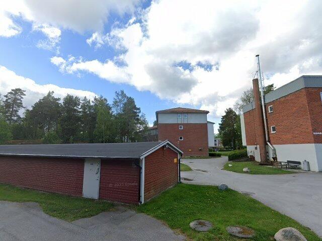 4 rums lägenhet i HÄLLEFORSNÄS 91 m² 8 516 kr