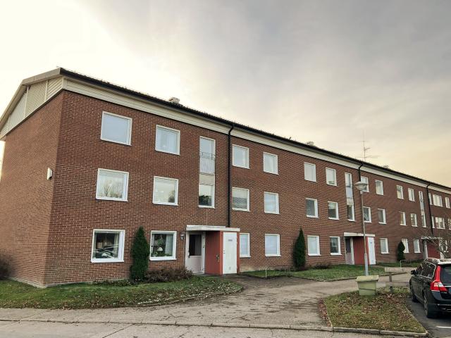 4 rums lägenhet i KARLSKOGA 92 m² 8 601 kr