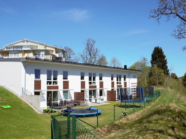 4 rums lägenhet i KINNA 125 m² 15 566 kr
