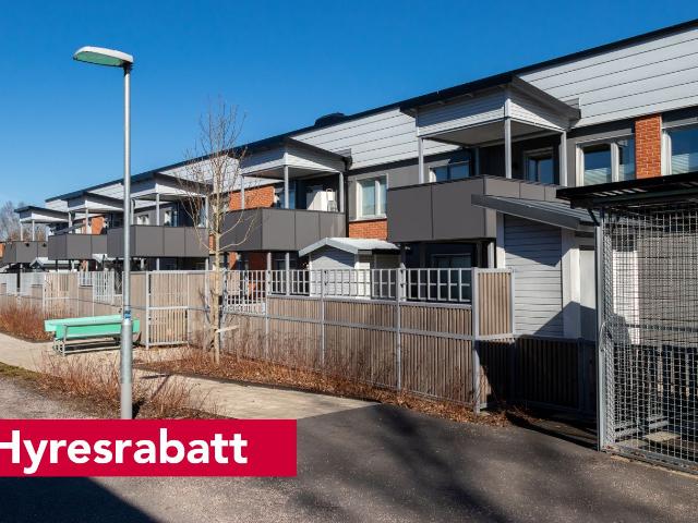 4 rums lägenhet i ÖREBRO 92 m² 11 766 kr