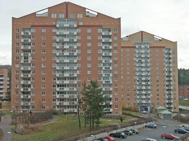 4 rums lägenhet i Sollentuna 98 m² 12 309 kr