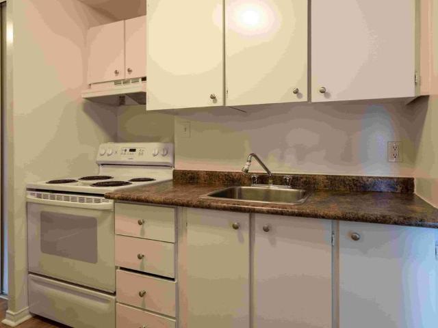 4 Radisson 1 Bedroom Apartment for Rent at 4 Rue Radisson, Gatineau, QC J8Z 1T6 Hull/Quartier de I'Oree du Parc