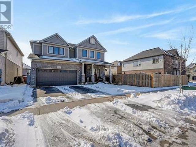 4 Riley Avenue, Pelham Fonthill, ON, L0S 1E6 house for sale | Listing ID X12832 | Royal LePage