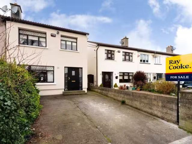 4 Riversdale Drive D22 F860, Clondalkin, Dublin 22 is for sale