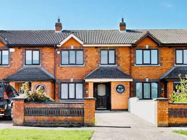 4 Riversdale Park, Palmerstown, Dublin 20, D20H263 is for sale
