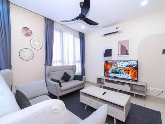 4 Room 1st Family Home Balcony Yard Near MRT 7 Min Pavilion 2