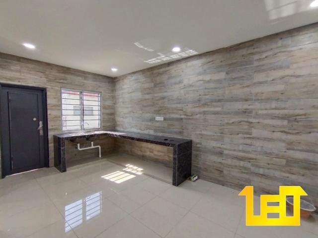 4 Room 20x 75 Full Reno Nr Pekan Kapar Town Nr Shop Bank
