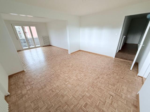 4 room apartment on the 1st floor