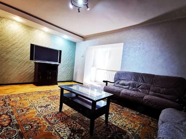 4 room apartment for rent, Targu Cucu