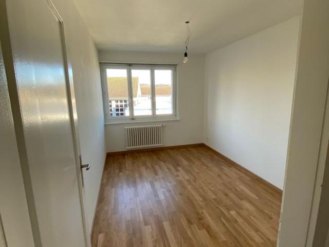 4 room apartment in child friendly neighbourhood