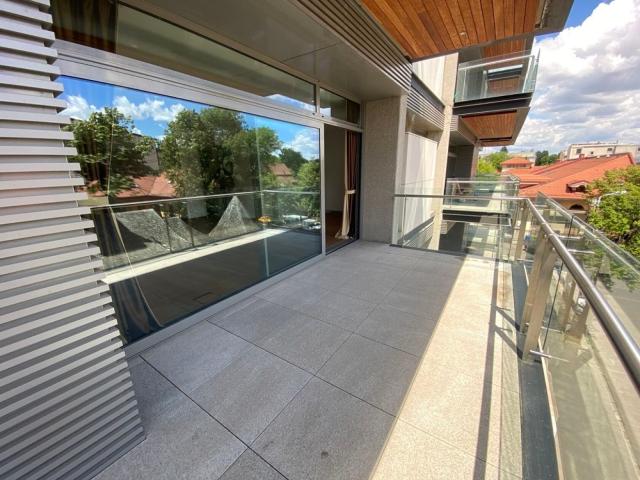 4 room apartment located in a luxury building, kiseleff park