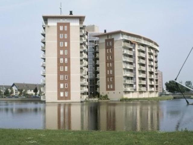 4 room apartment to let in Clazina Kouwenbergzoom 198, 3065 HG Rotterdam, netherlands
