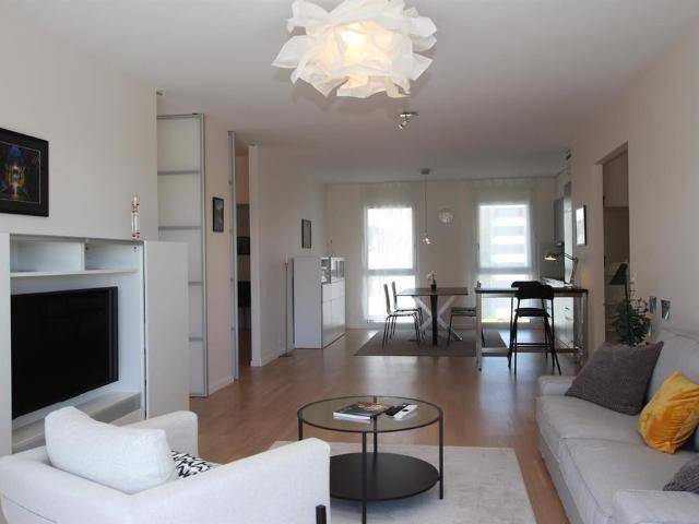 4 ROOM APARTMENT