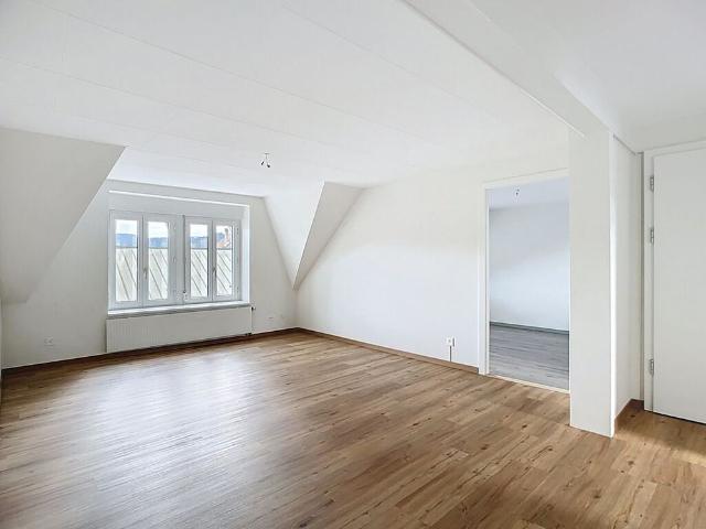 4 room apartment